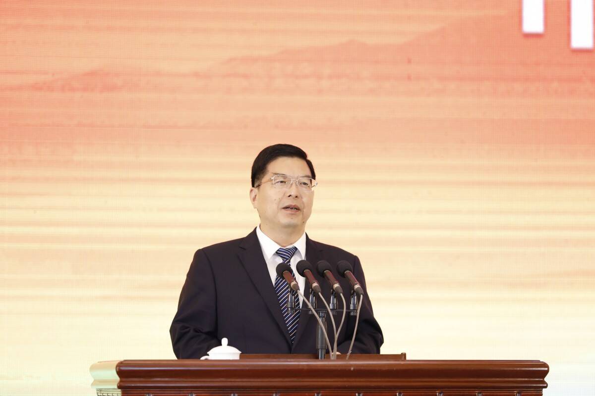 【枣庄· 60】枣庄市委书记陈平:努力谱写"工业强市,产业兴市"枣庄新