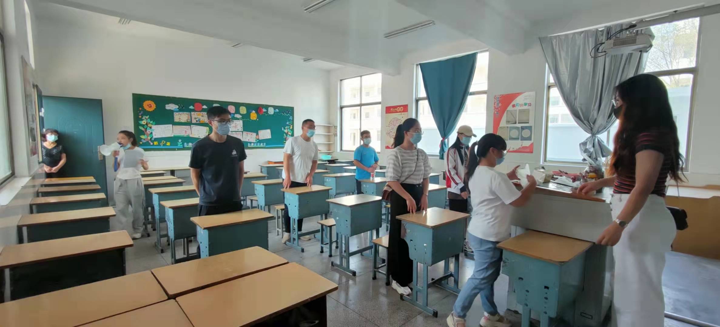 宝应桃园小学北校区开展疫情防控复学演练