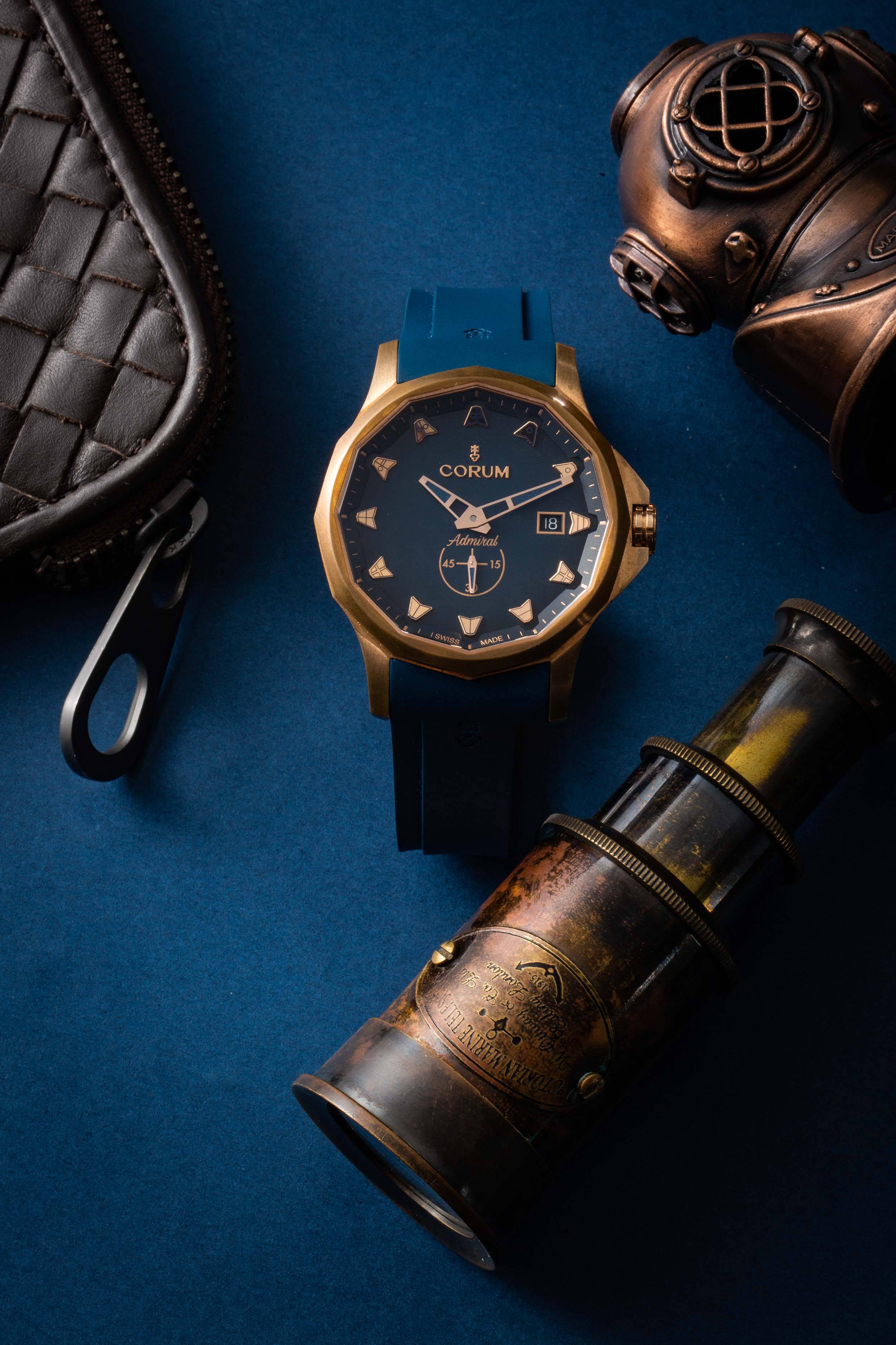 Admiral蓝绿双色青铜表，CORUM昆仑表向古老“船”统致敬