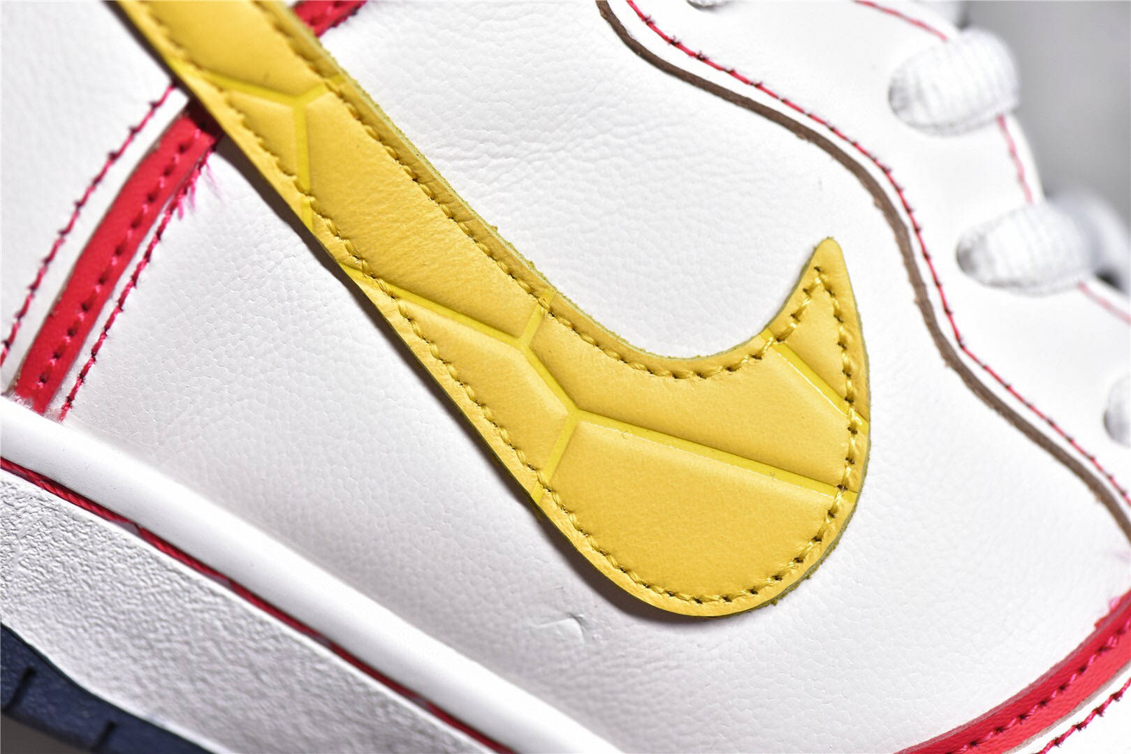 耐克独角兽高达联名 gundam x nike sb dunk high 高帮运动鞋