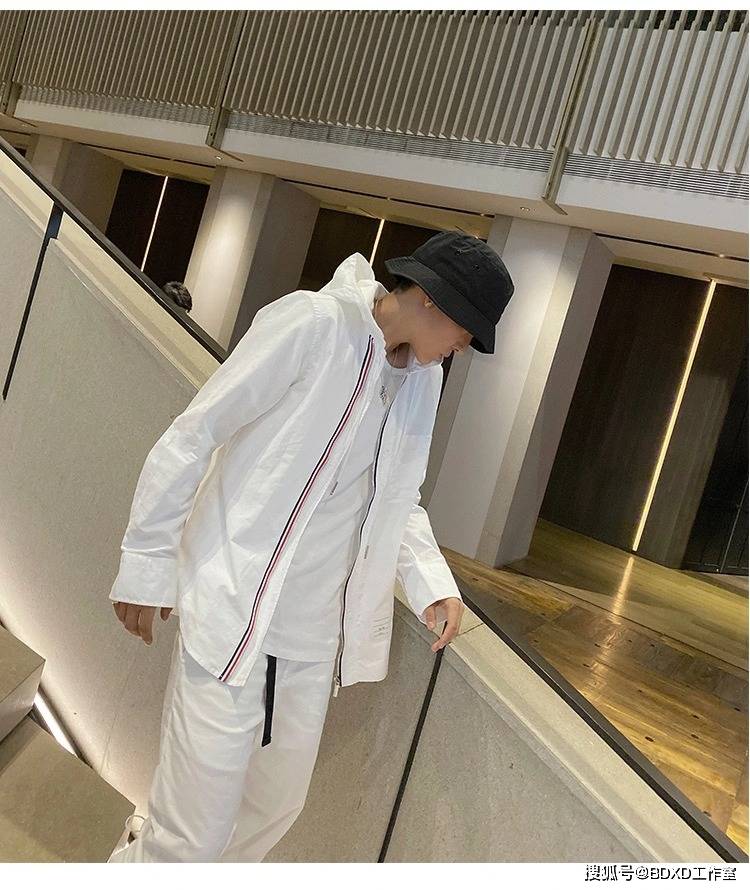 外套 THOM BROWNE TB连帽衬衫外套