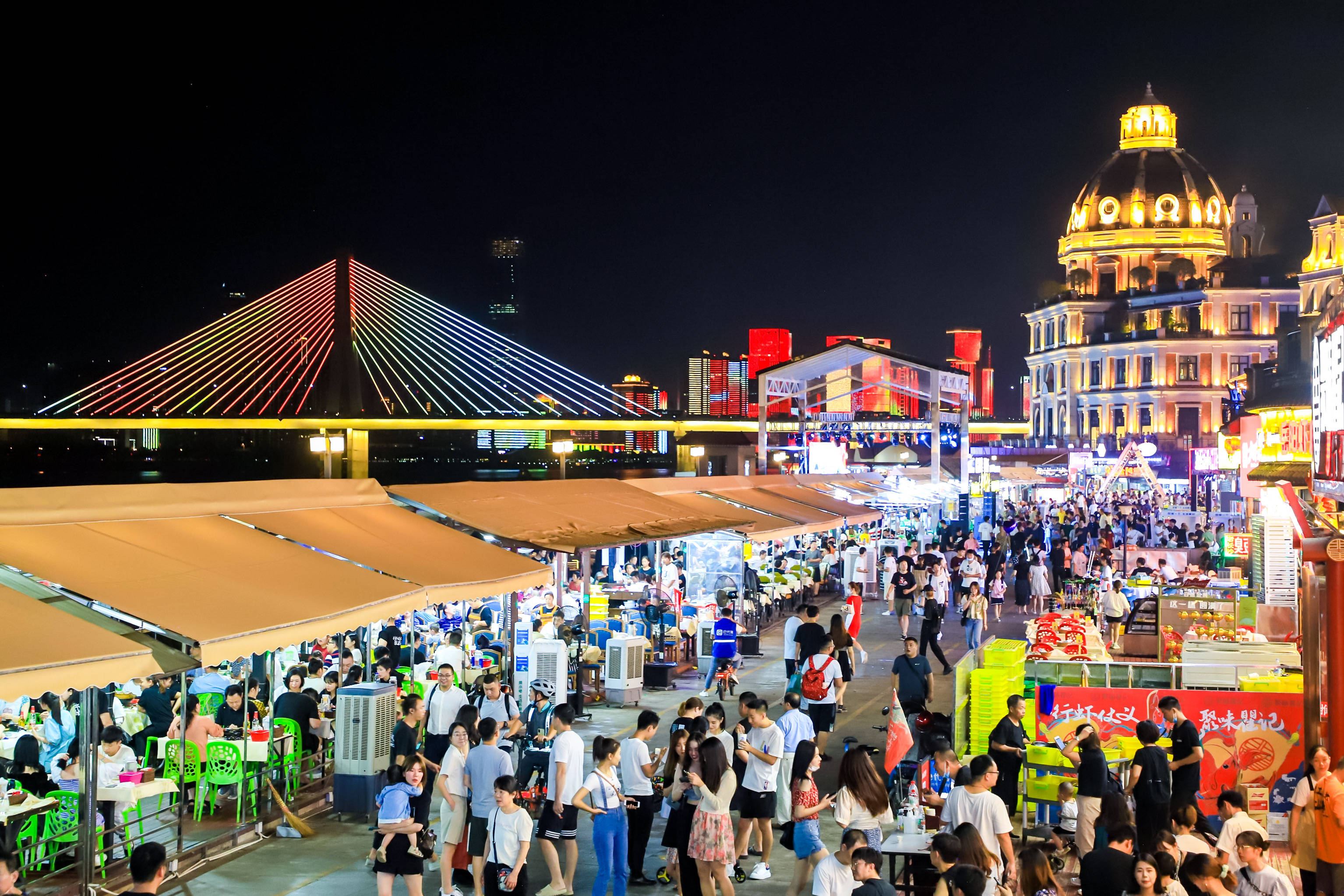 百度app生活节演绎长沙夜经济下的潮与趣