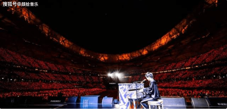 都能|歌手华晨宇一路歌唱自我，斩获许多荣誉，也获得一众歌迷跟随