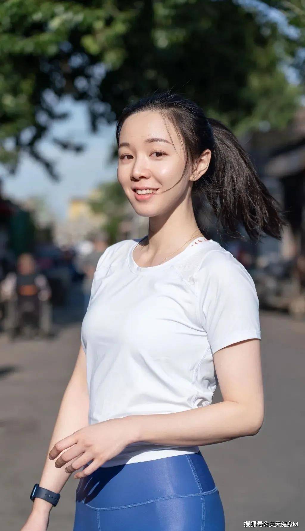湖南168cm健身美女，恰到好處的訓練痕跡，這身材你敢看嗎？ 健身減肥達人 第4张
