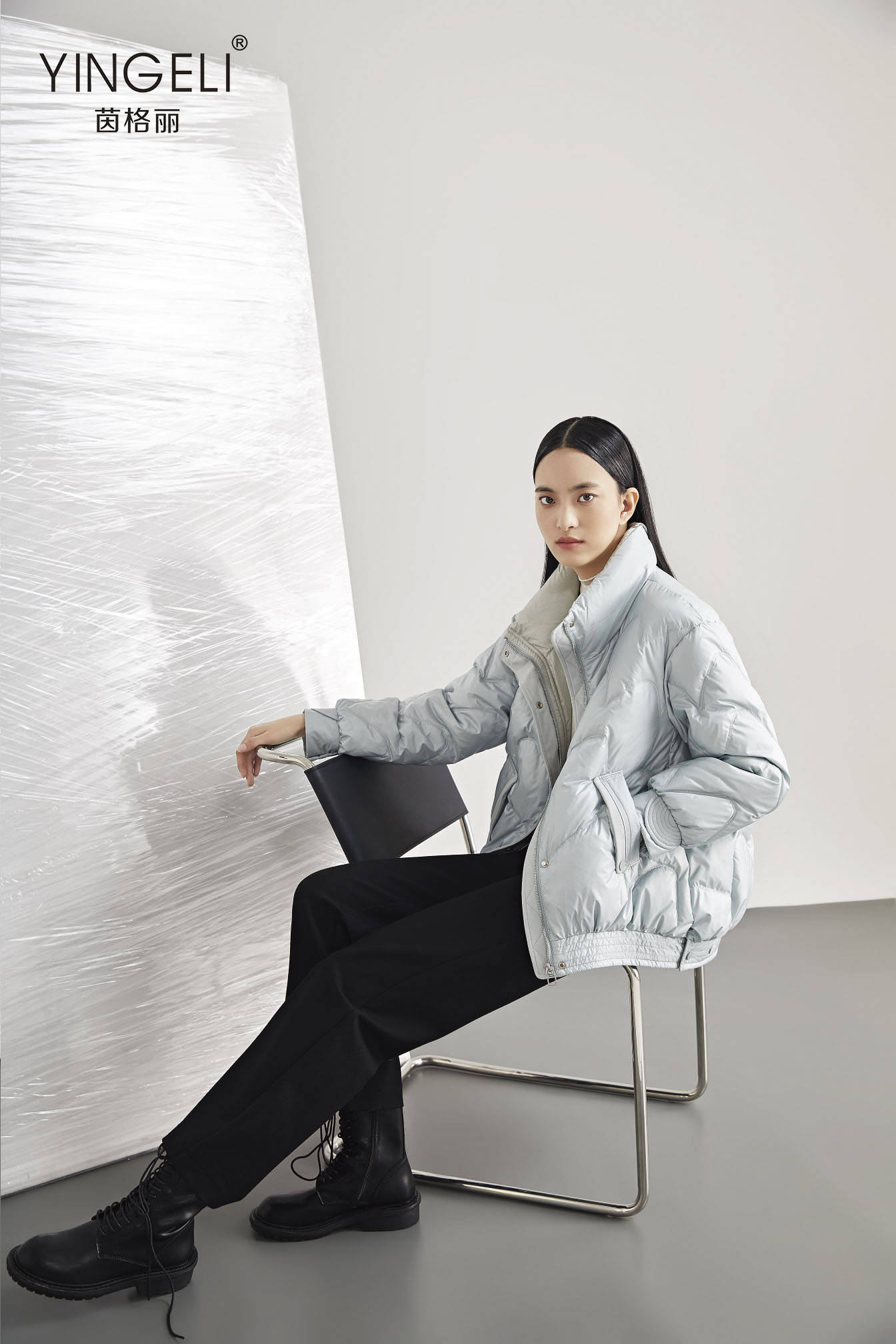 前卫 街头穿搭风尚的指南者 茵格丽女装前卫理念势不可挡