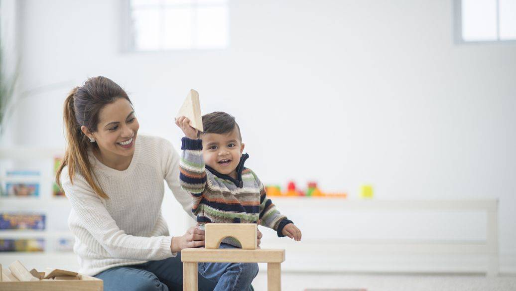 手术|脑瘫患儿早期康复训练与术后康复训练有哪些区别？