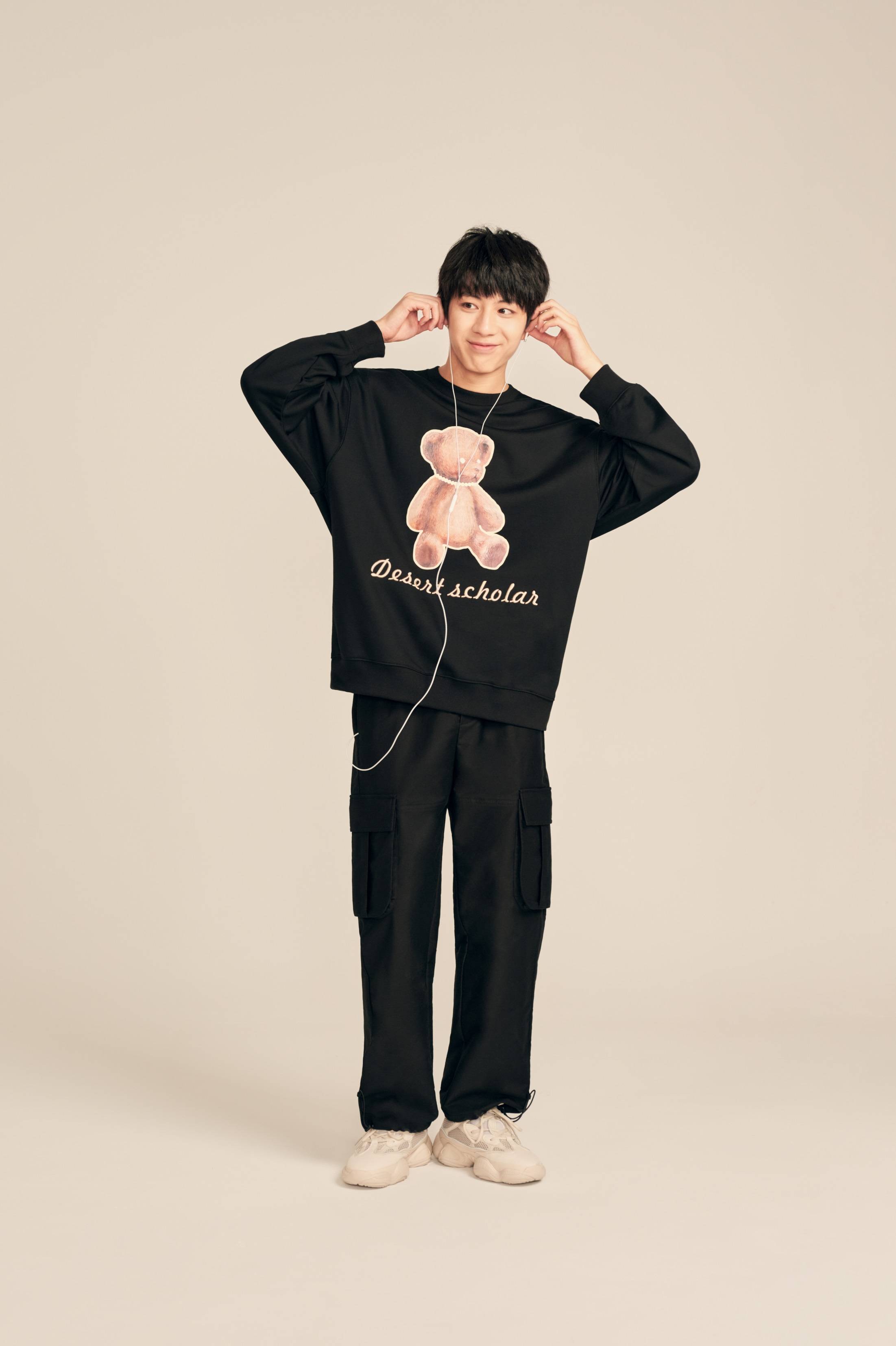 深蓝 MOST|秋冬卫衣怎么搭?看这篇就够了