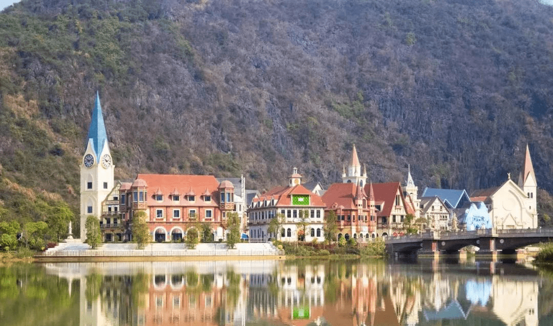 清远奥园英德巧克力王国159167㎡半山叠墅总价80万起官方售楼处最新