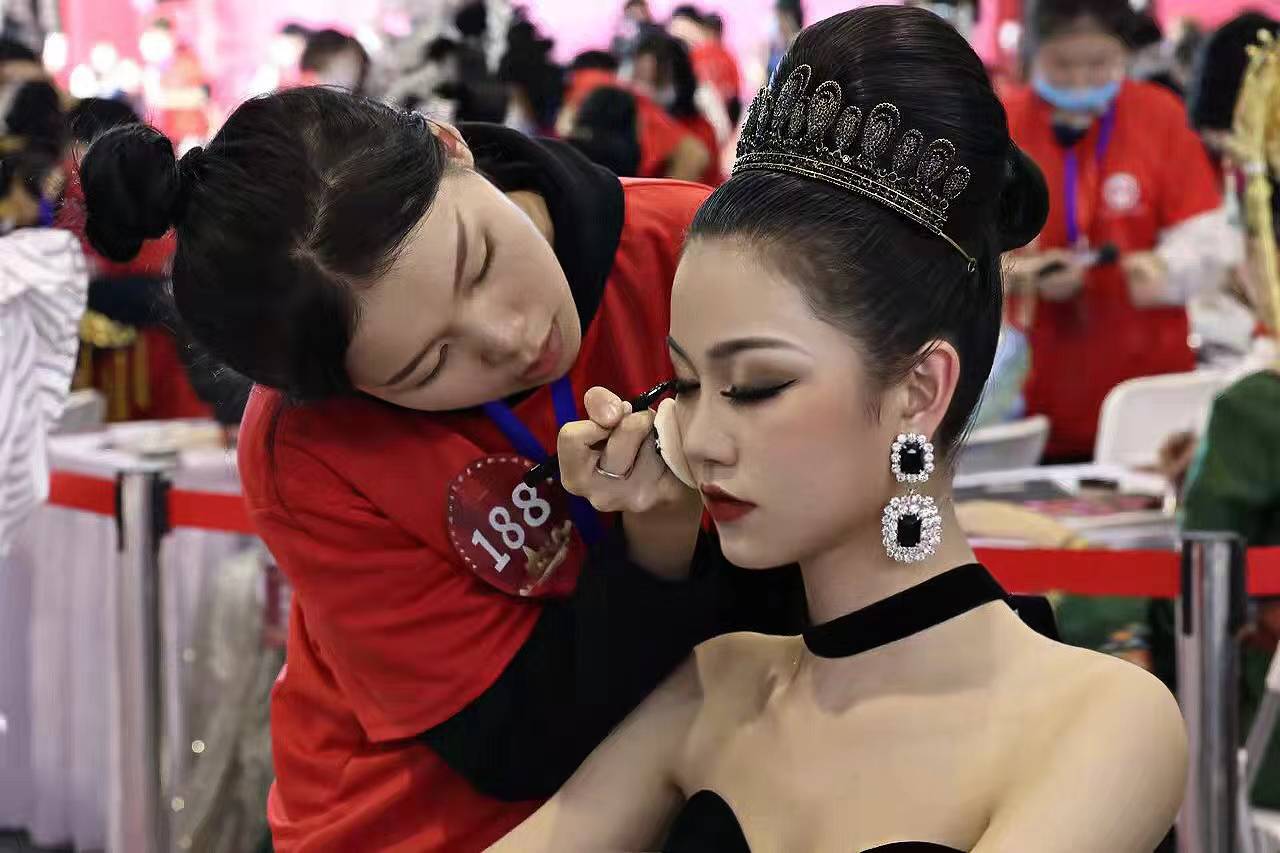 2021年杭州市美发美容青工技能竞赛圆满落幕