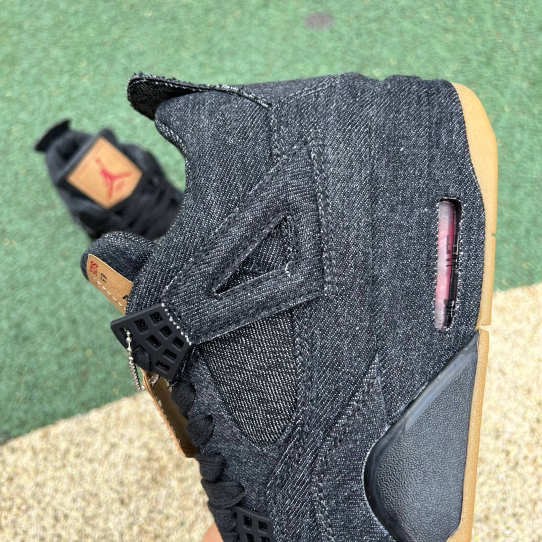 色丹 李维斯乔丹联名 Levis x Air Jordan 4 Retro 黑色丹宁牛仔中帮复古篮球鞋