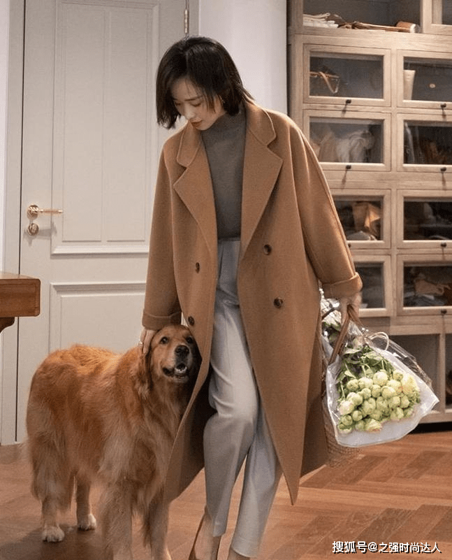 牛油果 女孩子好像很喜欢穿T恤，平常风格应该大多数是休闲风吧