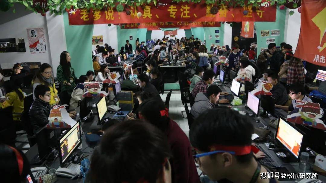 企业|10年双十一,三只松鼠都经历了啥?