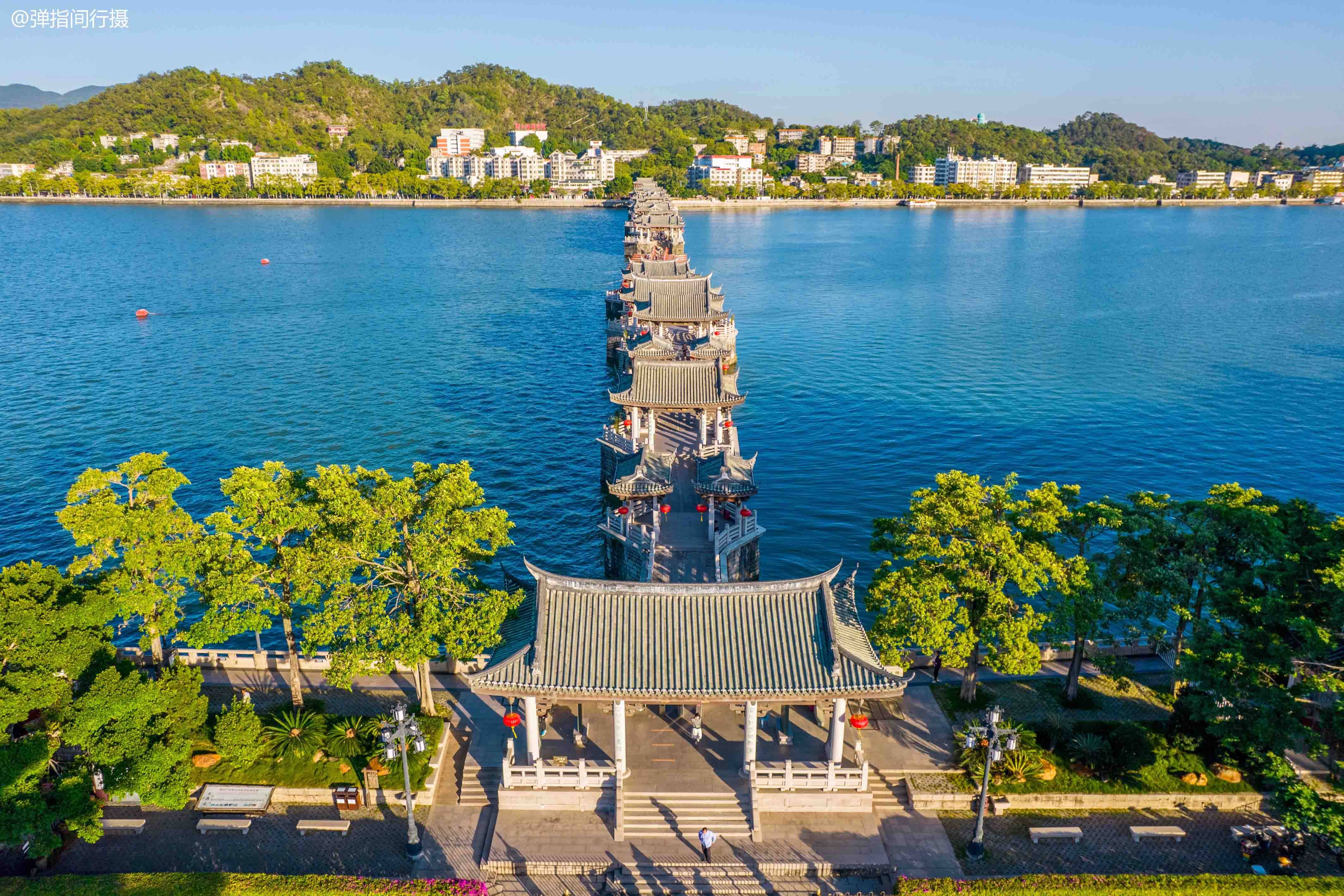 原创广东潮州最奇特的古桥由亭台和浮船组成每天上演过河拆桥