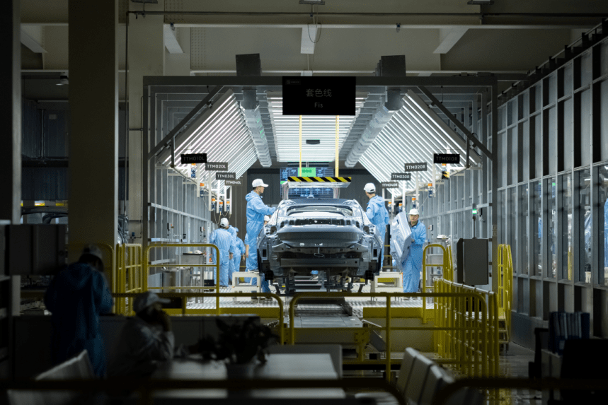 ZEEKR 001：高品质不是吹出来的，是造出来的