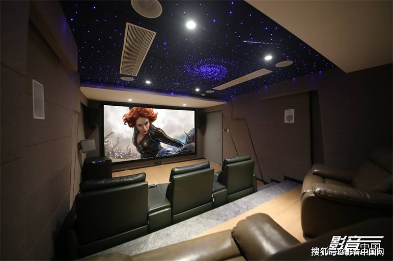 方案私人影院佛山凯景湾别墅多功能影音室简约质朴拼的是内涵