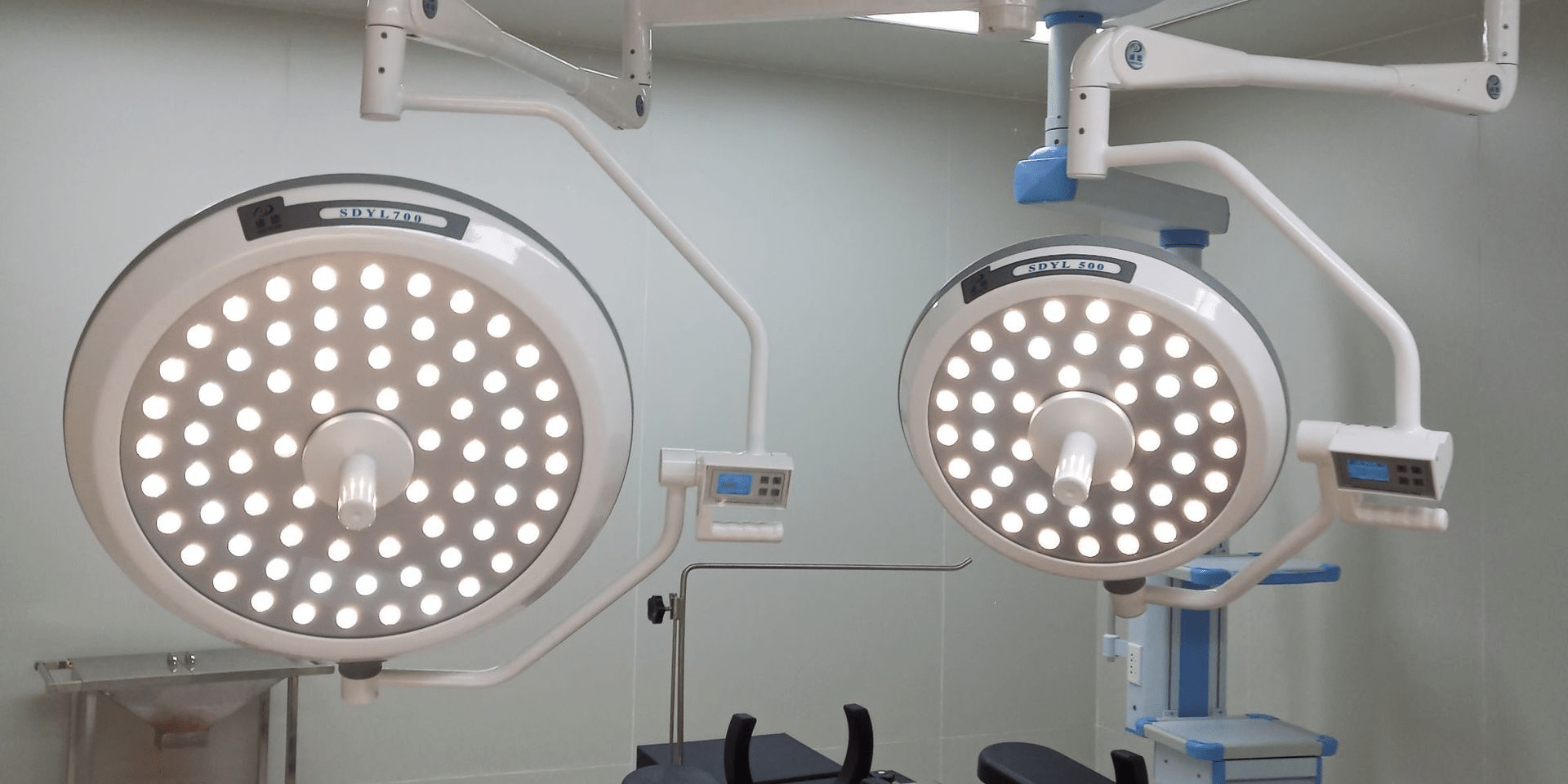 无影灯里的导电滑环导电滑环在医疗设备中的应用