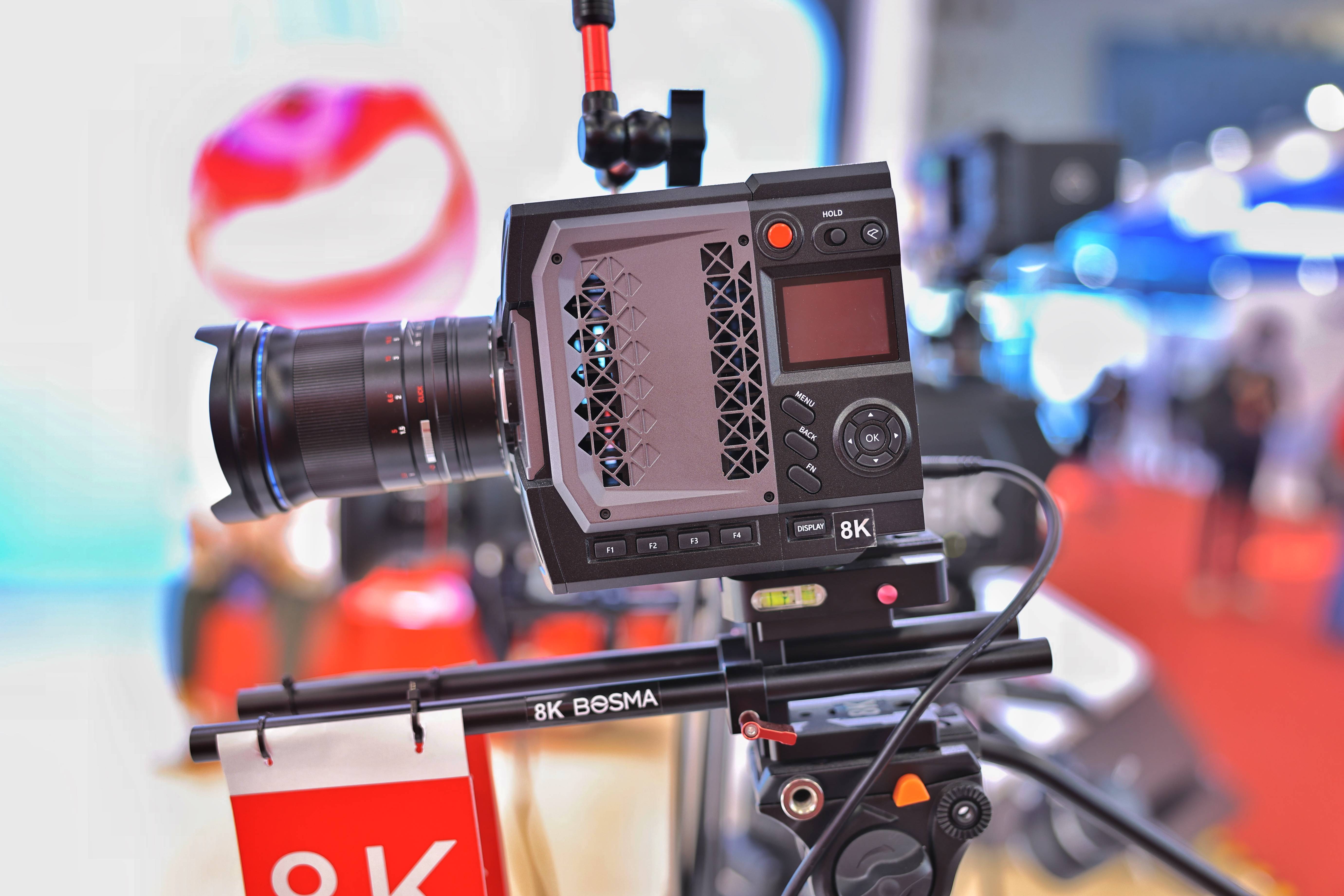 博冠首款国产8k50p小型化广播级摄像机提前亮相2021中国网络媒体论坛