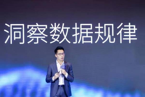 科技|云中谁寄锦书来：纵论亚马逊云科技十五载丰收路