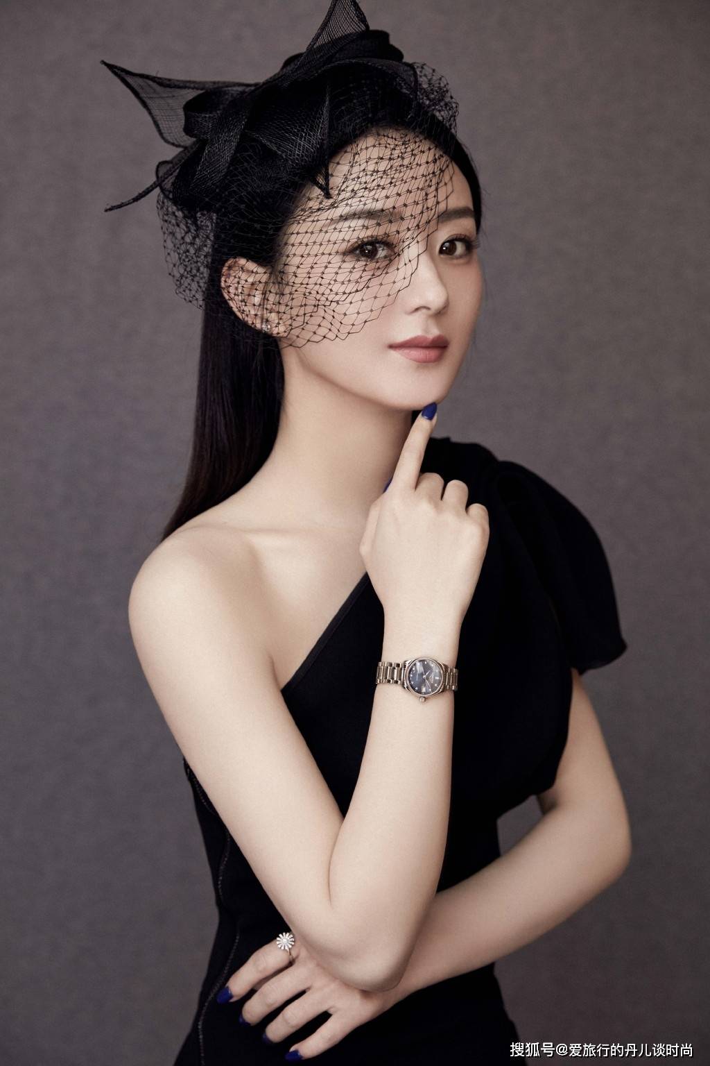 刘诗诗黑西装礼帽造型优雅率性写真图片,美女明星-靓丽图库