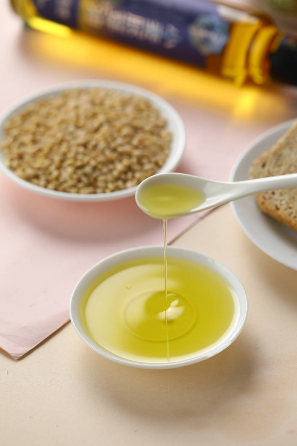为什么老人和女性更喜欢小麦胚芽油?