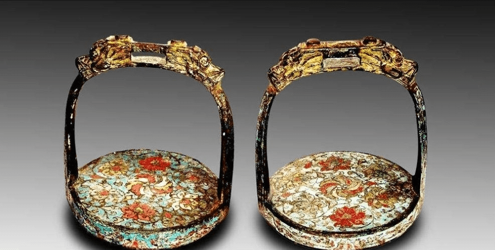 中国发明改进马镫催化中世纪欧洲进入骑士时代