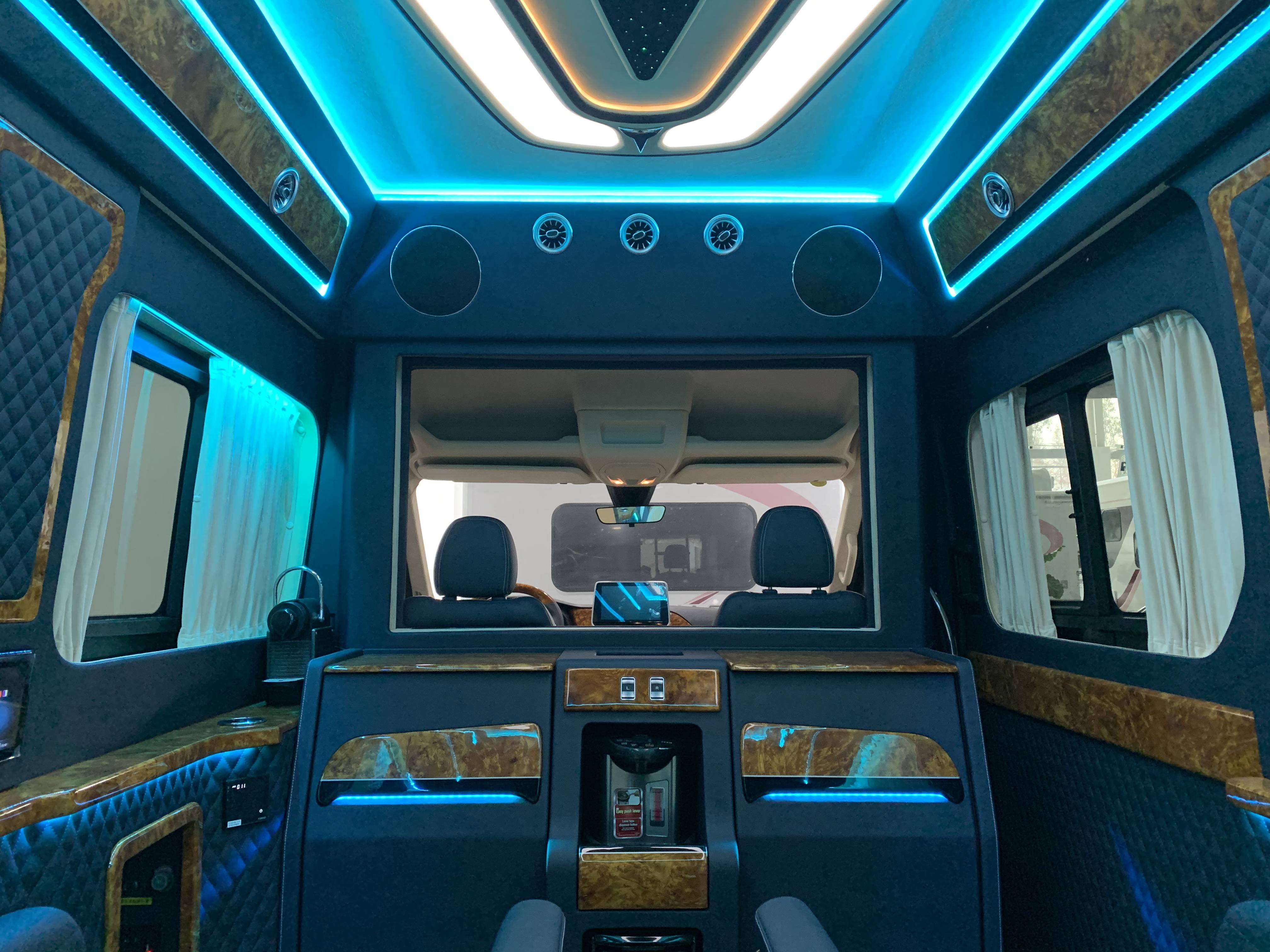 上汽大通v90商务车改装的天花板!牛牛牛_搜狐汽车_搜狐网