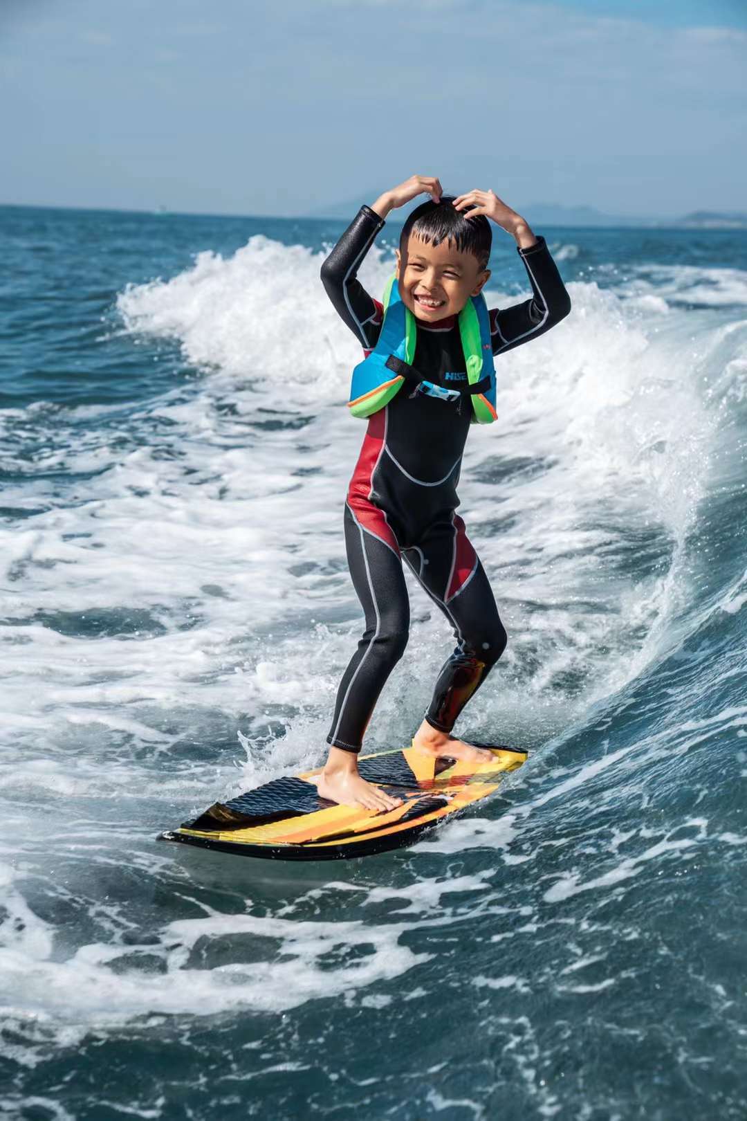 2022年三亚尾波冲浪体验给自己一个不一样的旗开得胜的美好开端