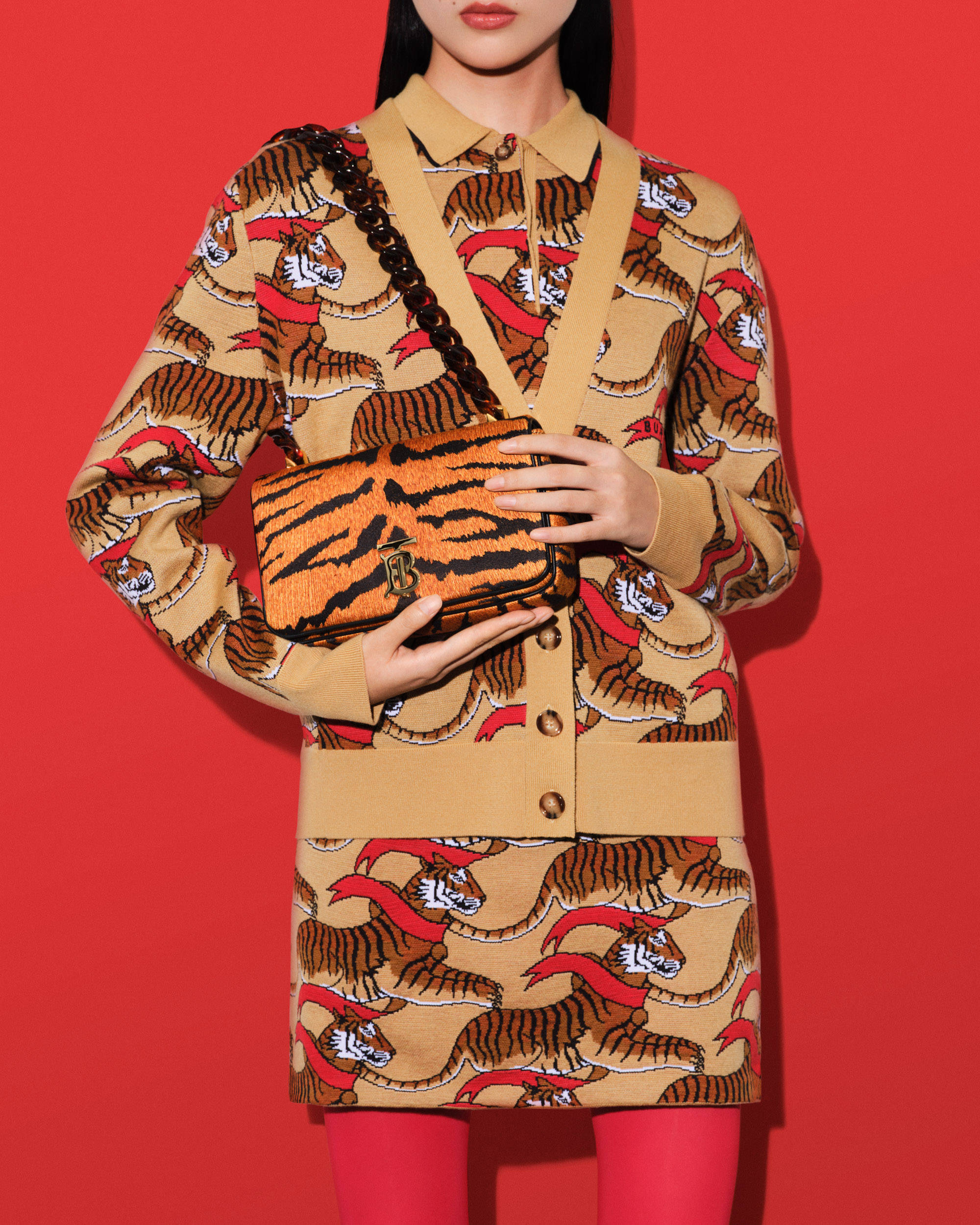 burberry发布2022年中国新禧贺岁宣传大片