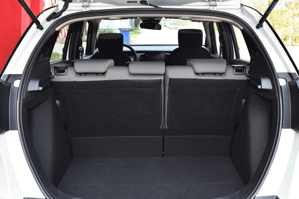 21款飞度 后备箱空间大家觉得这一代的飞度怎么样?