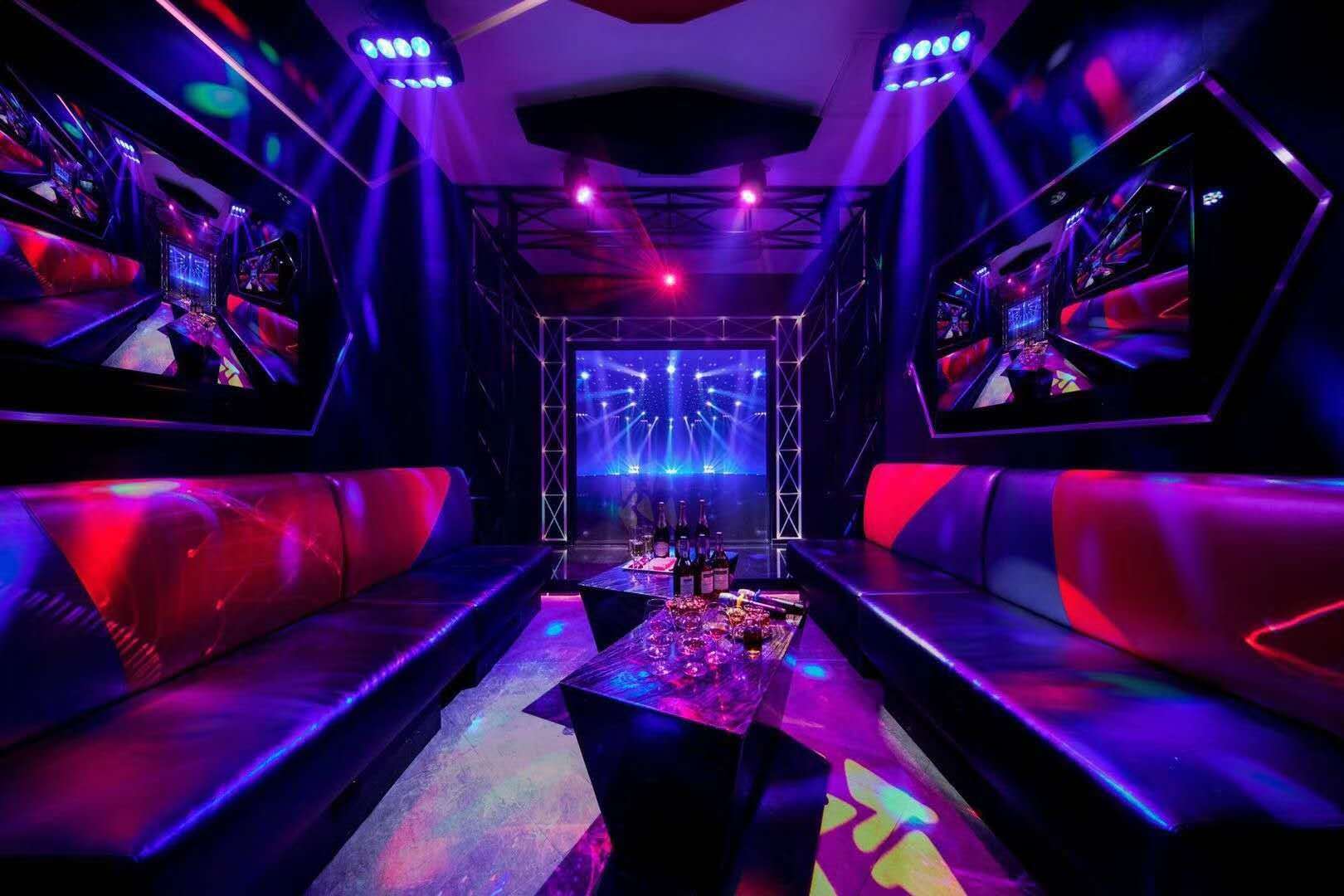 在日本ktv被叫做卡拉ok看看里面怎么样吧