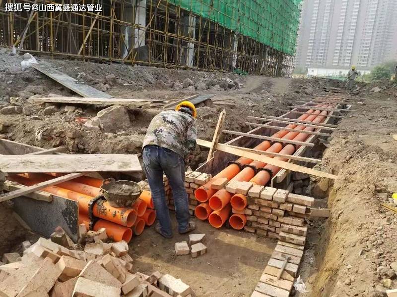 太原一次mpp管电力管施工实拍在山西mpp管的规范施工
