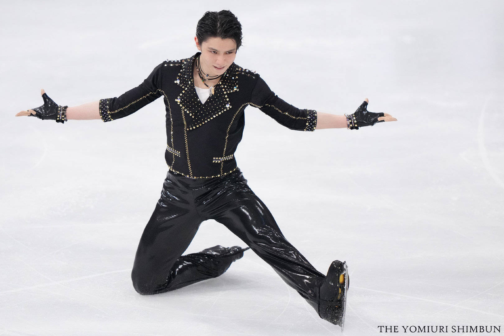 观点评论 羽生结弦的花滑战袍和他挑战4A的模样,都是世间最美的风景