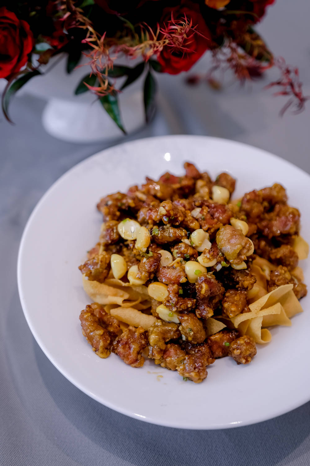 餐厅夜灯千盏有人等候，日食三餐有人相伴，诗意般的私厨餐厅，值得这份美好