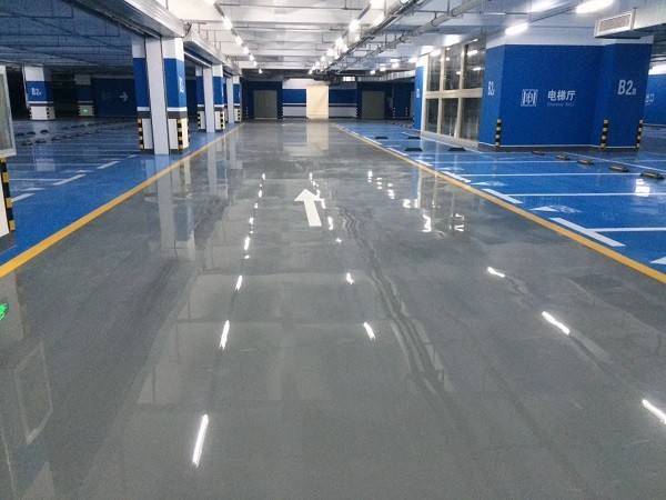 环氧地坪漆铺装在地下车库有什么优势
