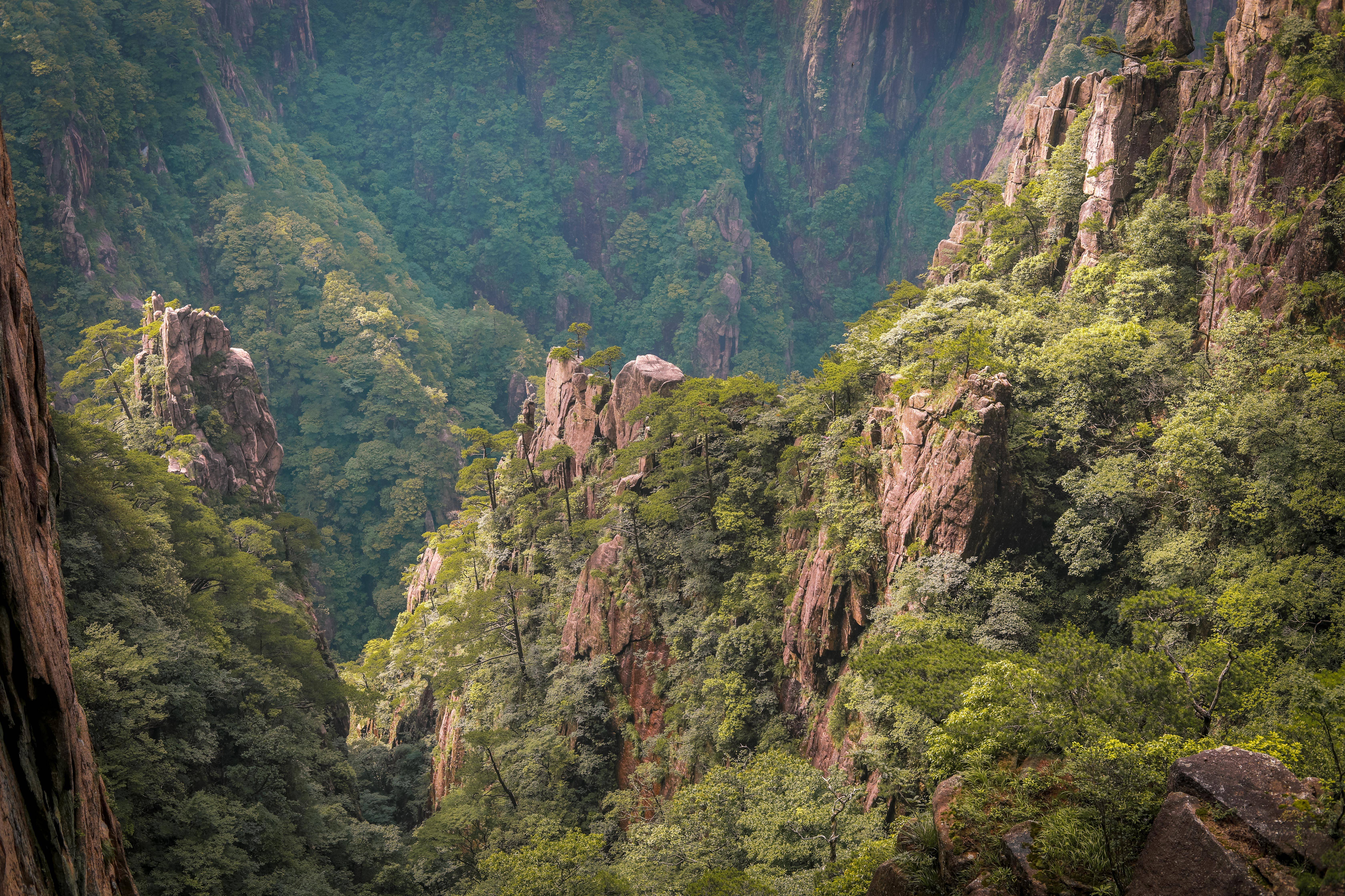 中国|中国这五大名山，第一是黄山，最后一个在浙江被誉“东南第一山”