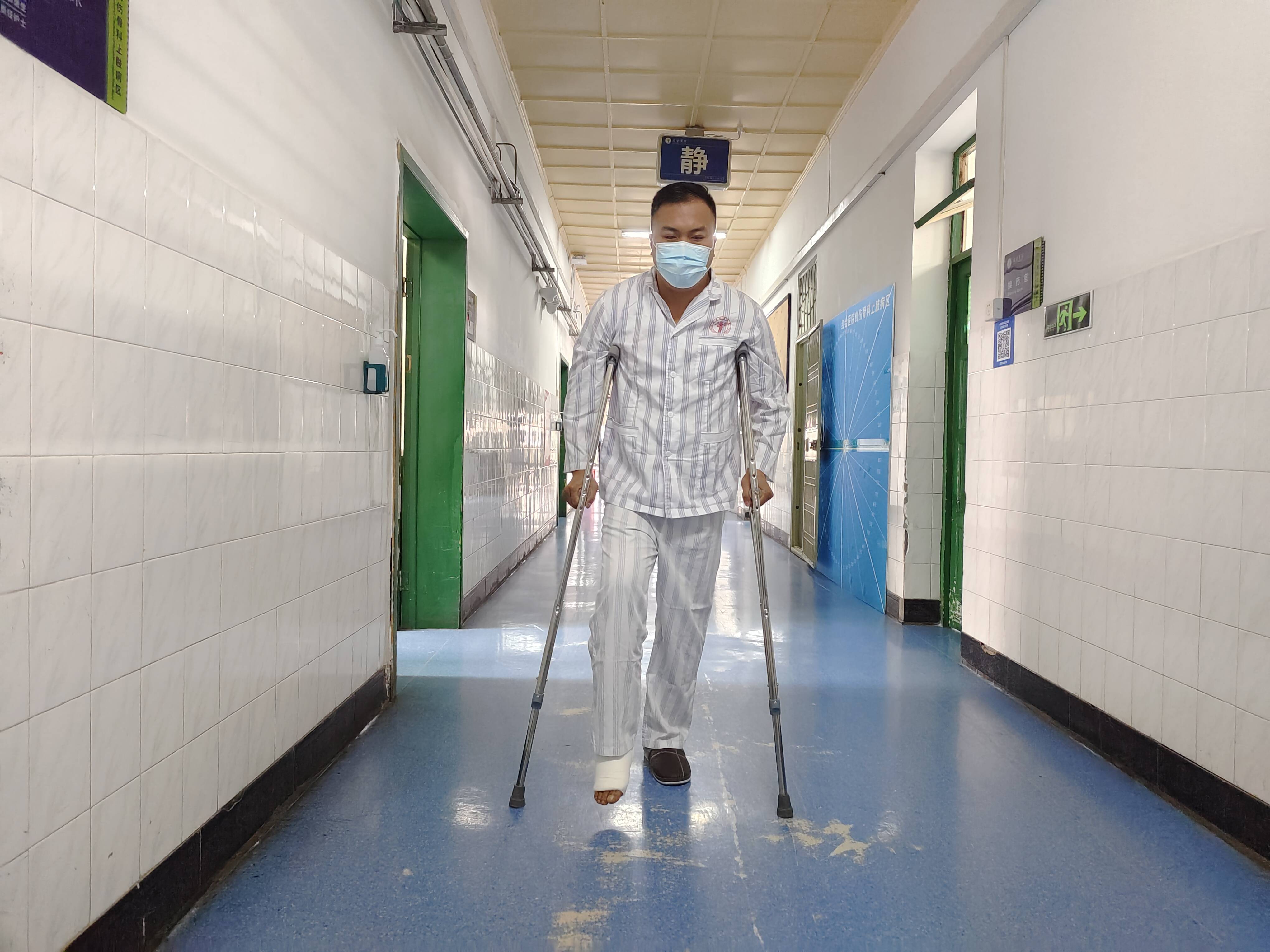 退役军人张家赫同志荣获2021年度陕西省岗位学雷锋标兵荣誉称号