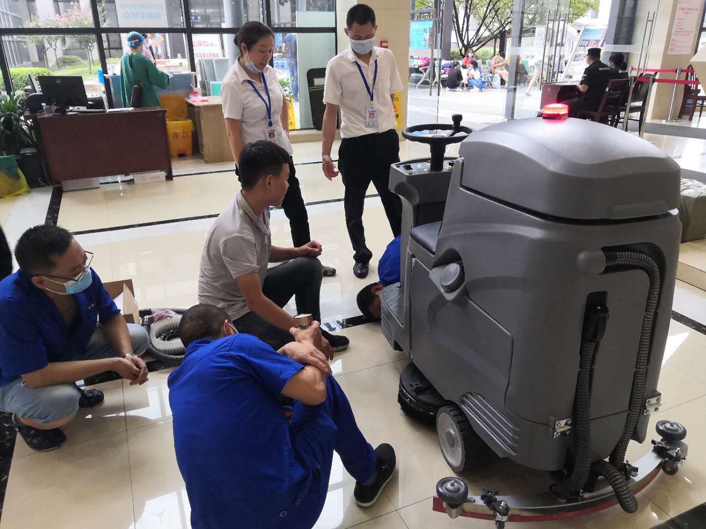 驾驶式洗地机保养细则