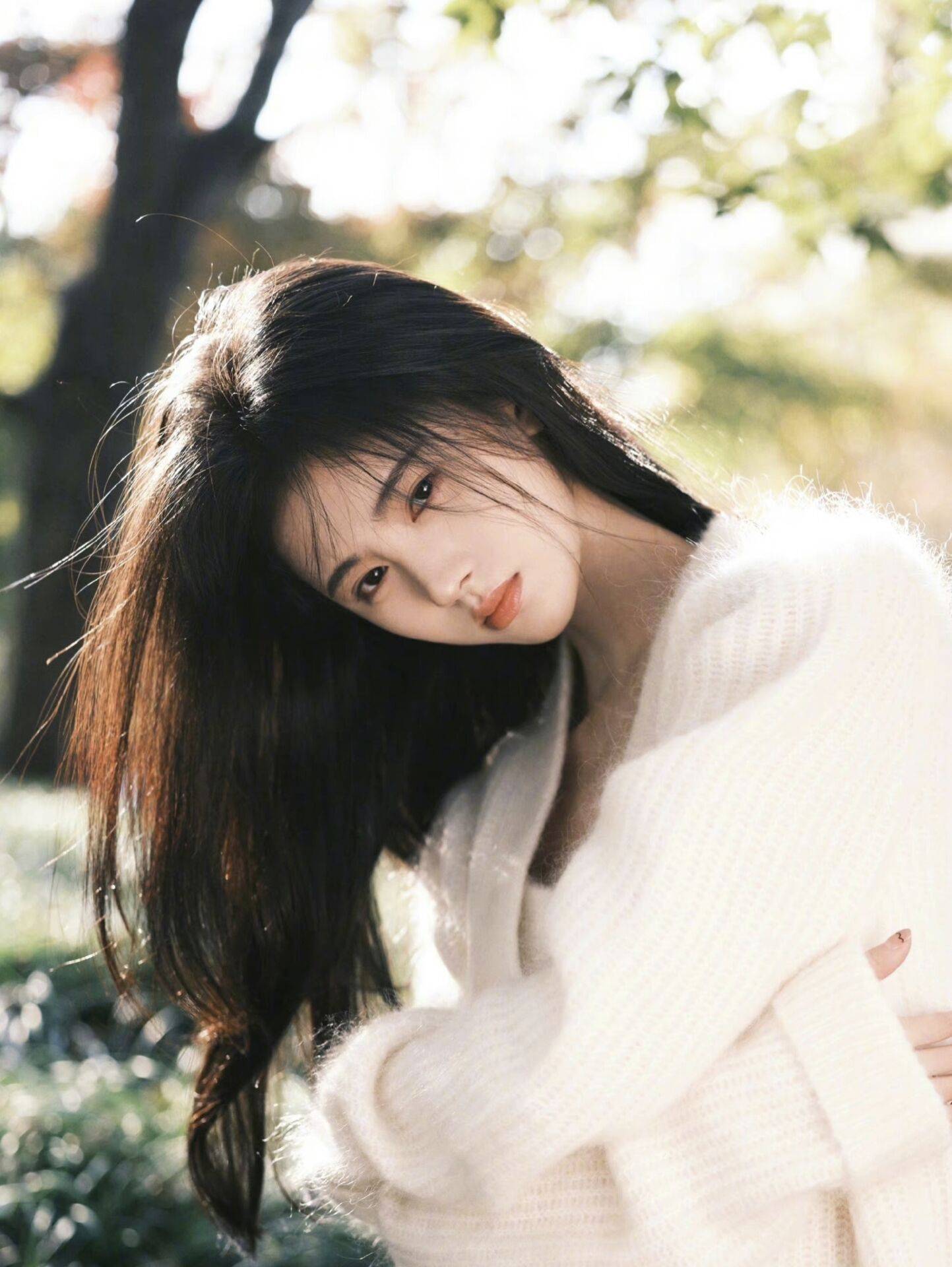 鞠婧祎写真合集：靓丽甜美的小女星