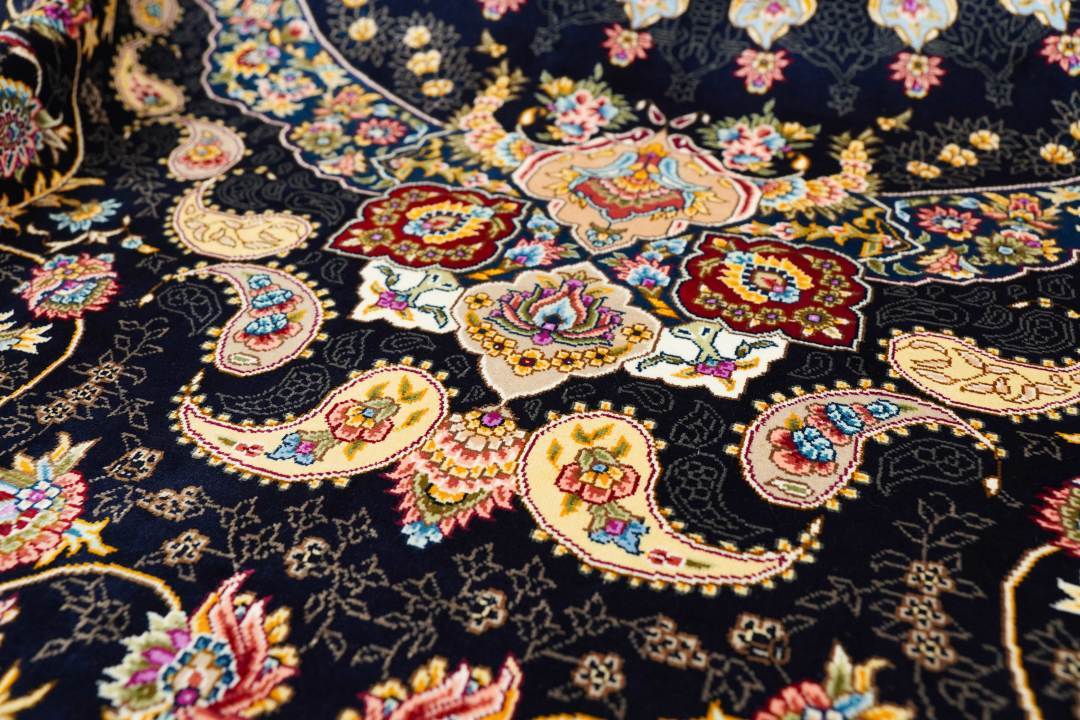 手工波斯地毯中穿越时空的时尚宠儿佩斯利花纹