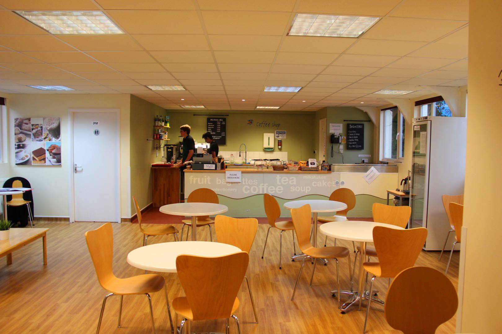 西澳大学学院开课在即,多种课程和教学模式助你成功升学!