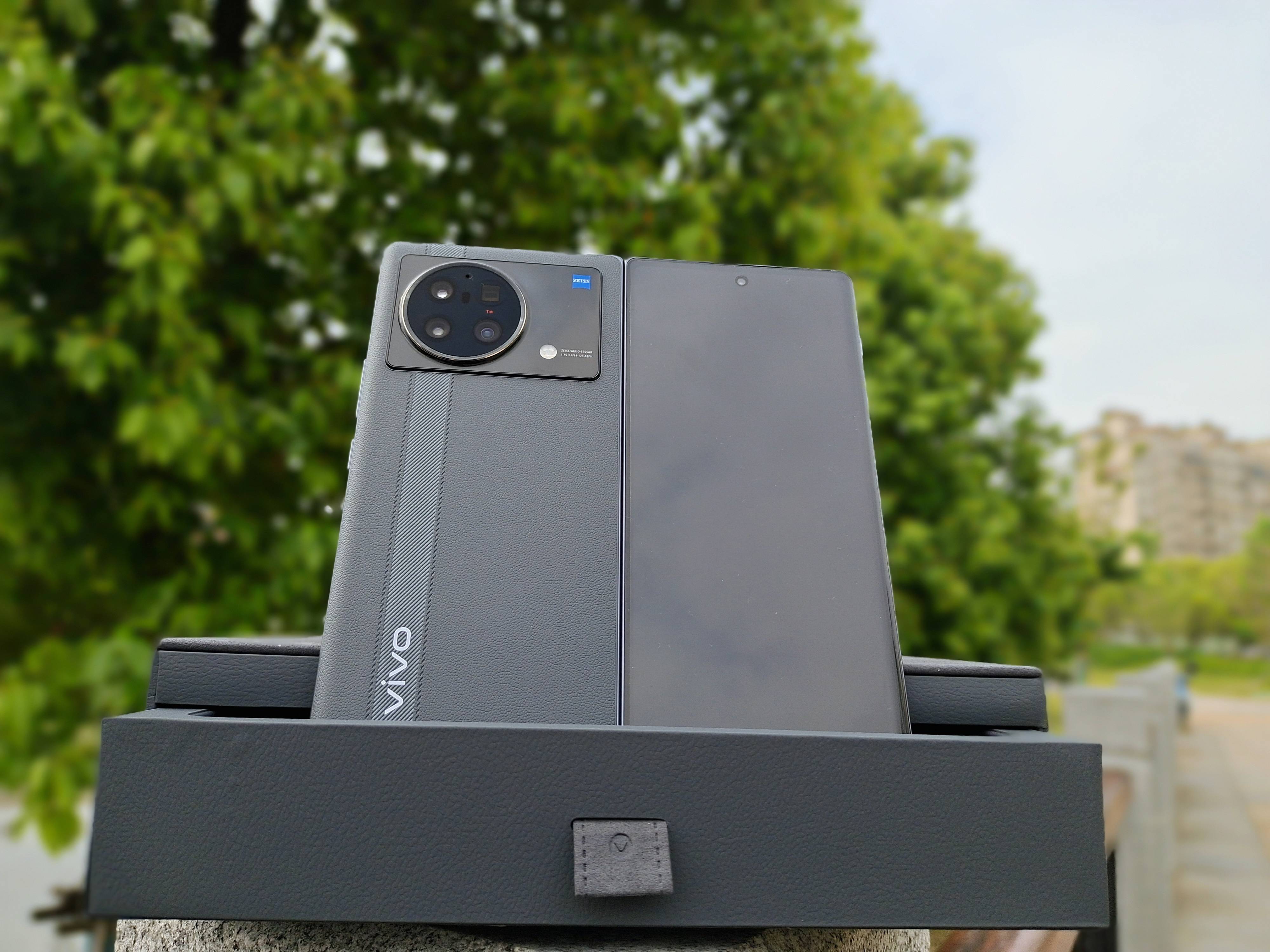 换外屏手机里面的东西还有吗_vivo手机怎么换外屏_换外屏手机有影响吗