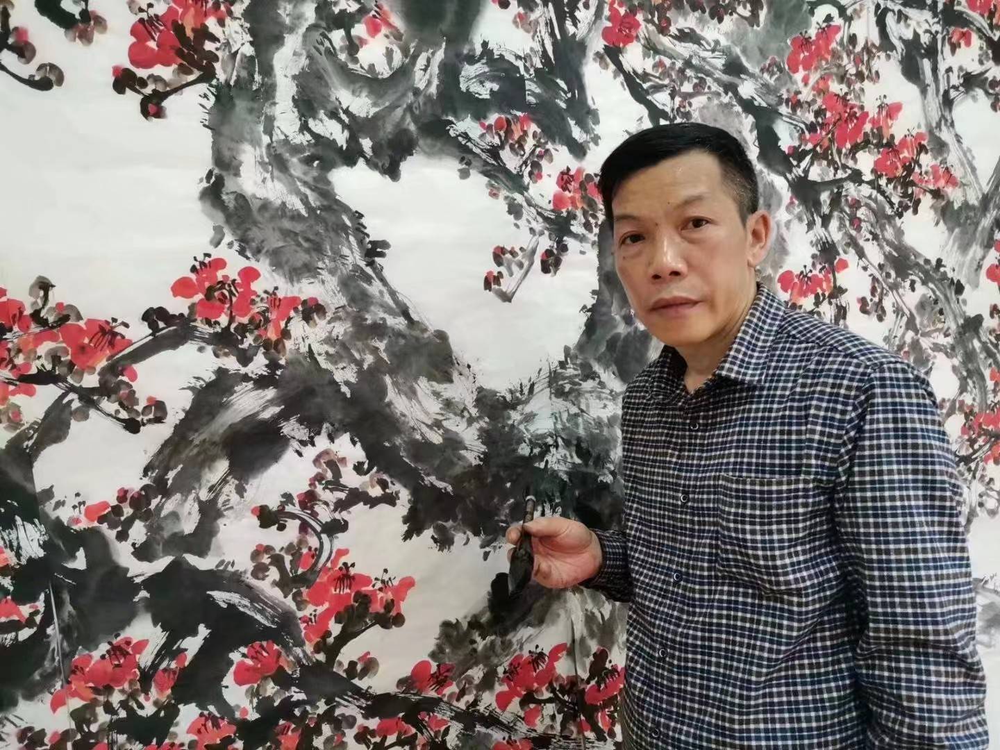 广州英雄市花红棉国画展传递抗疫精神_陈志雄_公园_创作