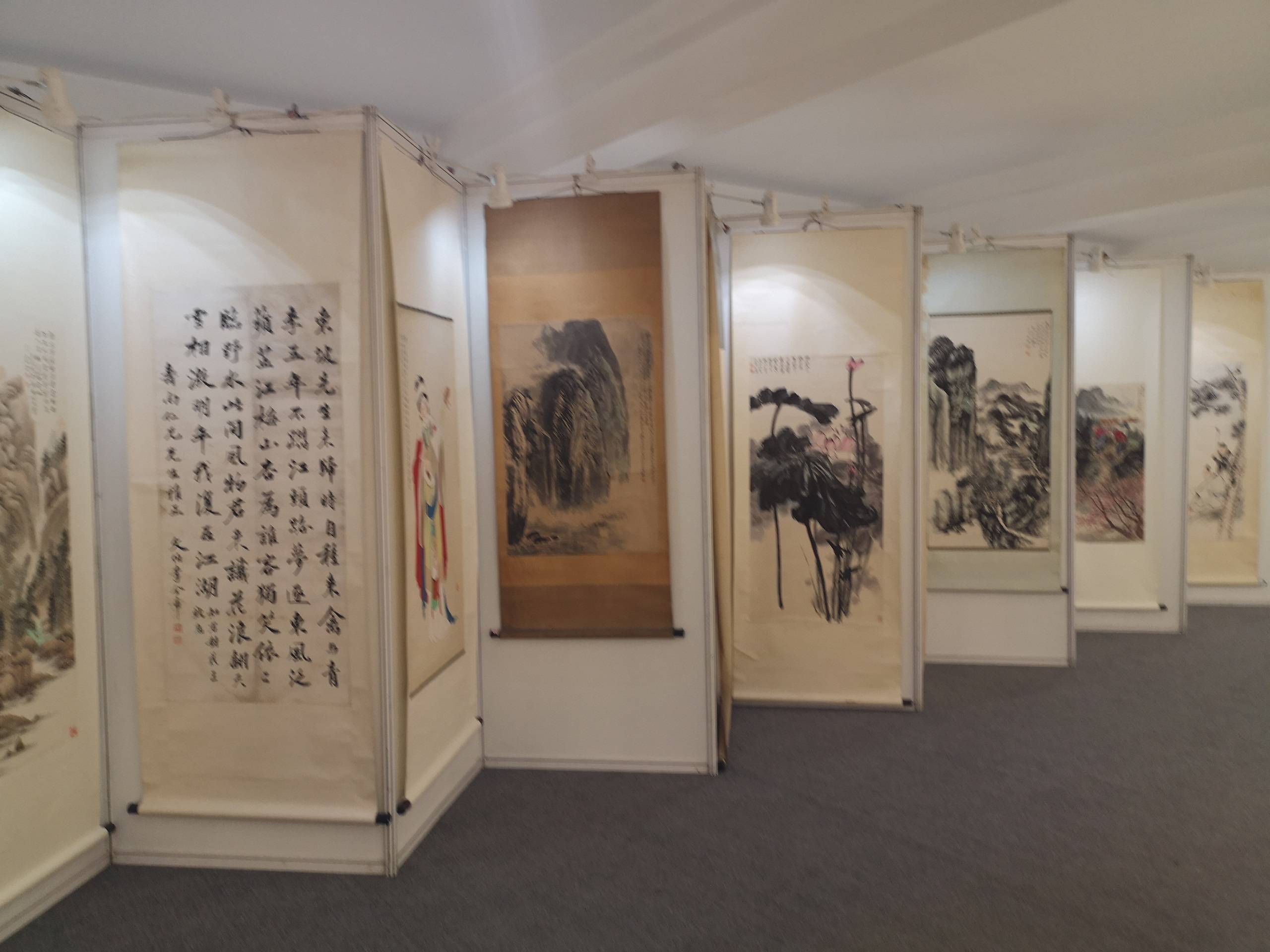 提供成都书画展幼儿园美术作品展展板搭建