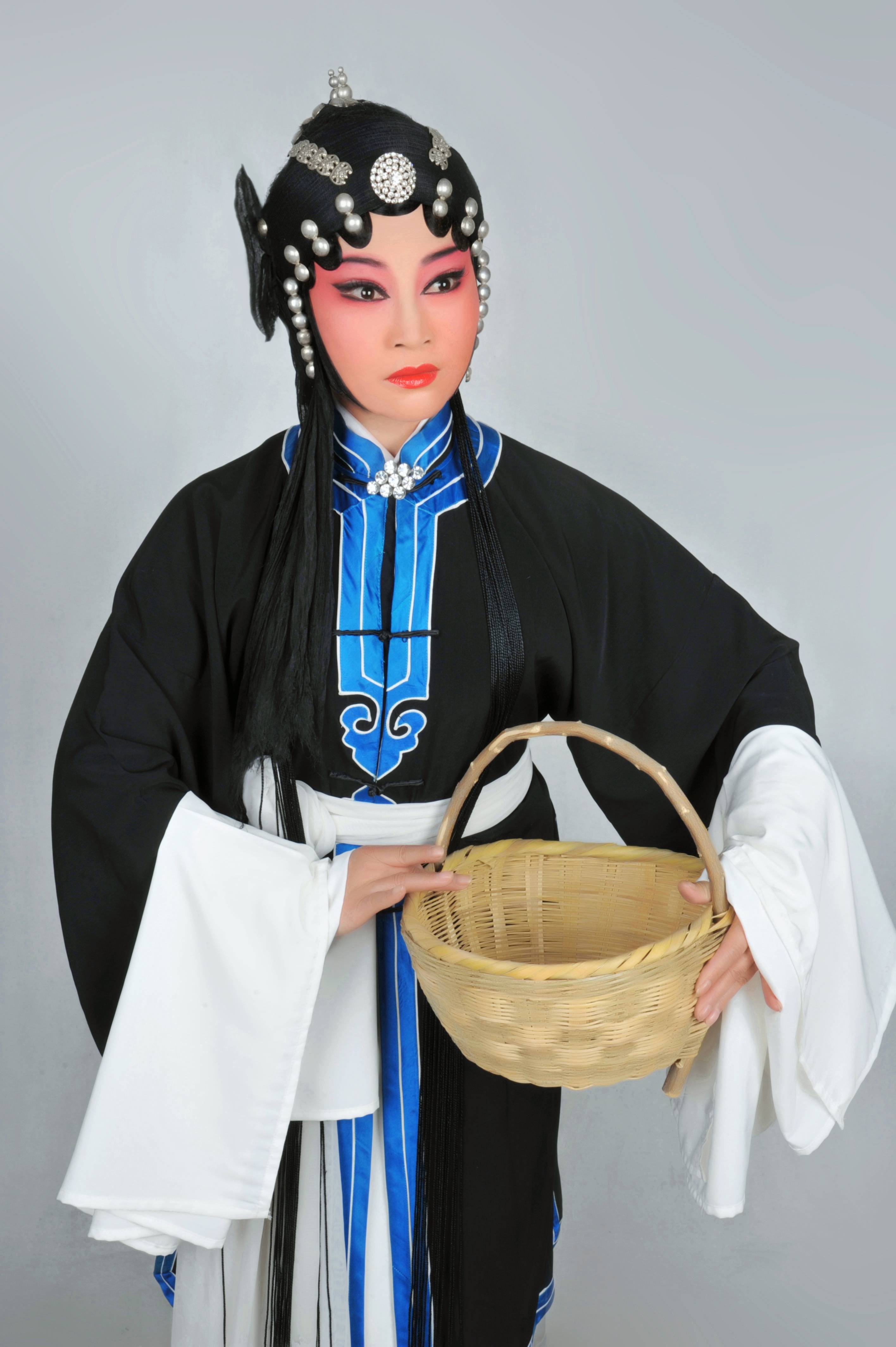 艺术为了和平——"国际和平艺术家"推选人物:韩利霞