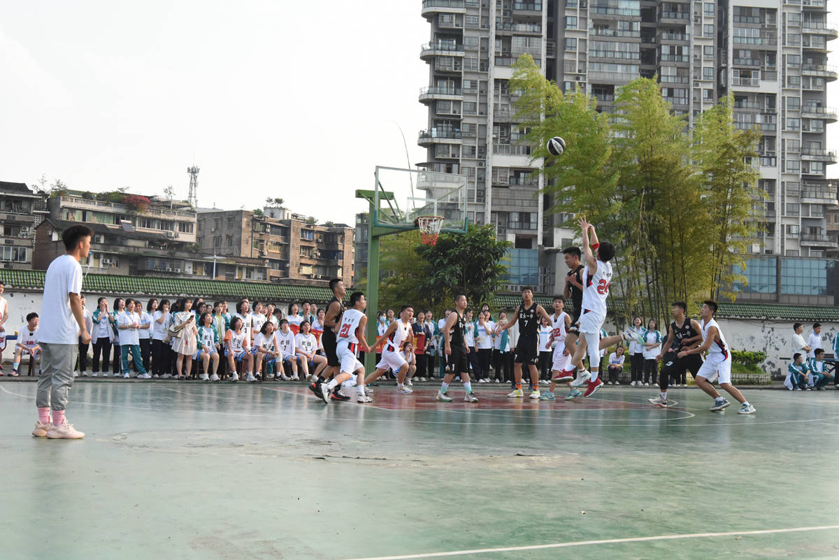 叙永一中校园篮球赛青春勇拼搏