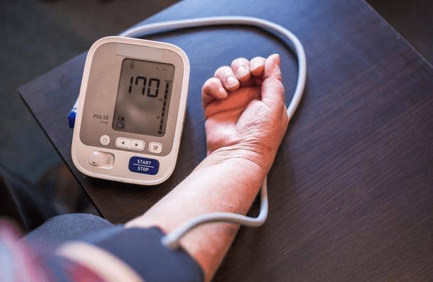 2022“新血压标准”公布，不是120/80mmHg，或许你不是高血压