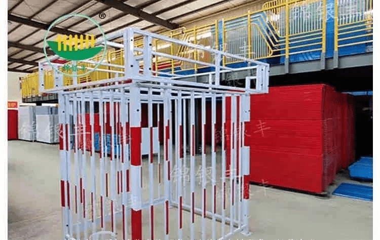 新乡锦银丰栏杆建筑工地用一二三配电箱防护棚双层防护