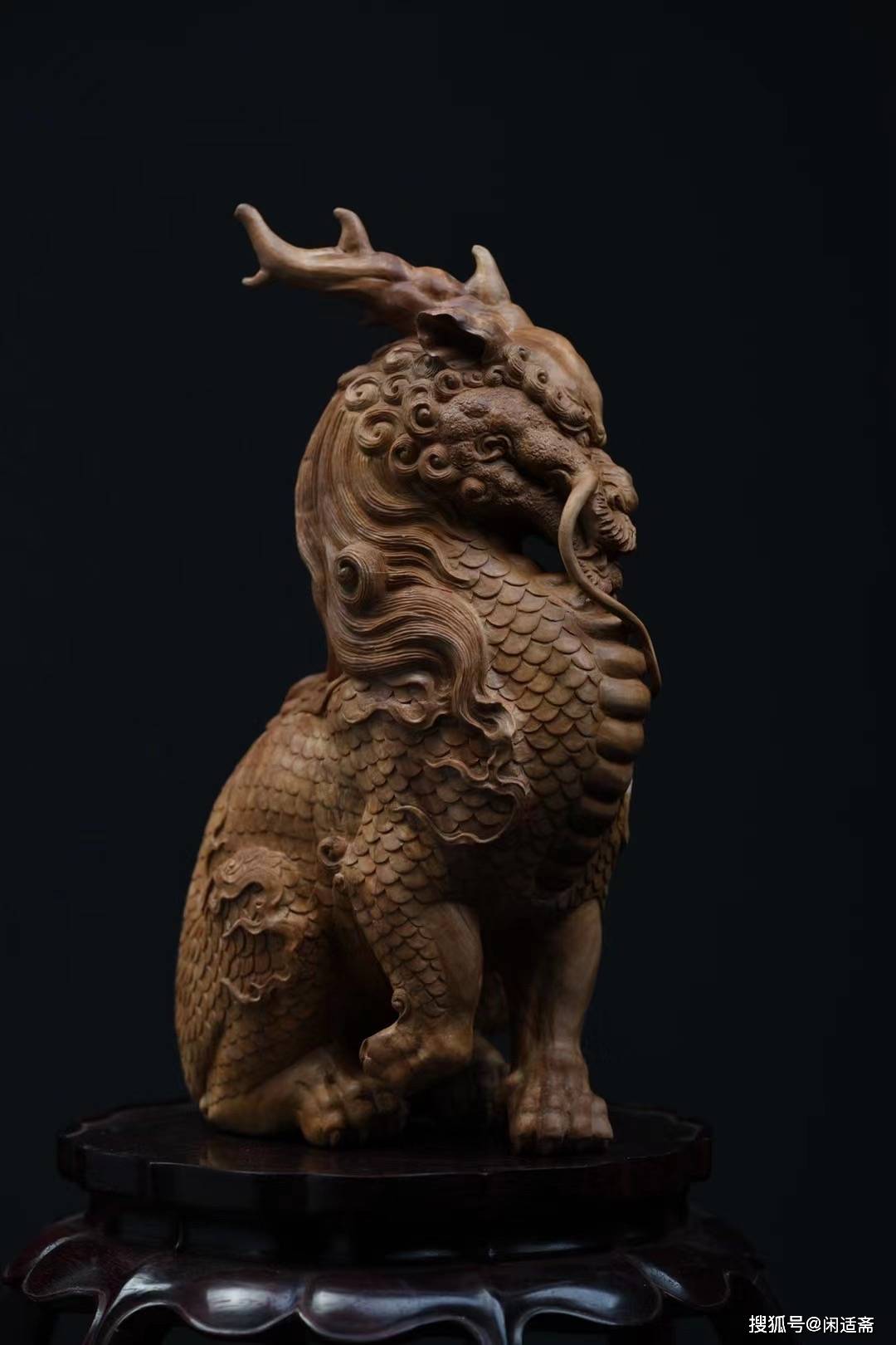 原创镇宅瑞兽老山檀香木雕甪端神兽