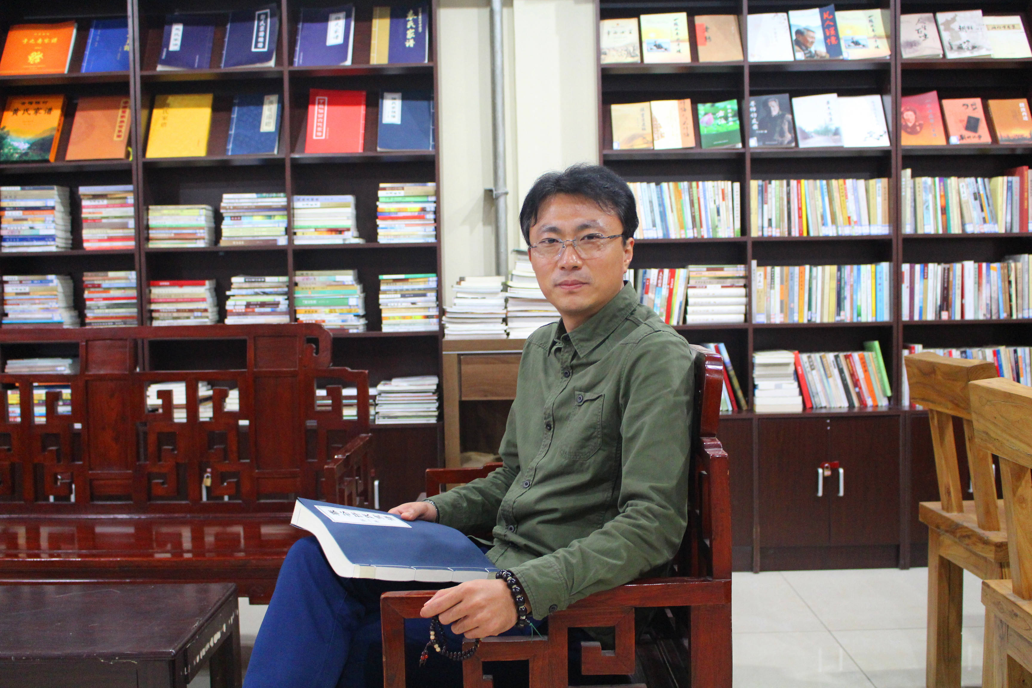 中国百家姓博物馆馆长冯志亮谈萧姓寻根春秋时萧国遗址与湖北省襄樊