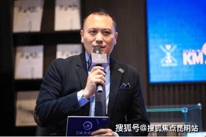 江海老师作为此次活动的特邀主持人与嘉宾,更是对詹霖老师连连称赞,并